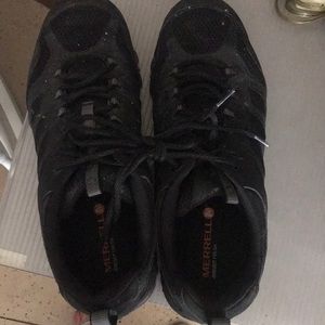 Merrill men’s shoes gently used.  Amazing shoes